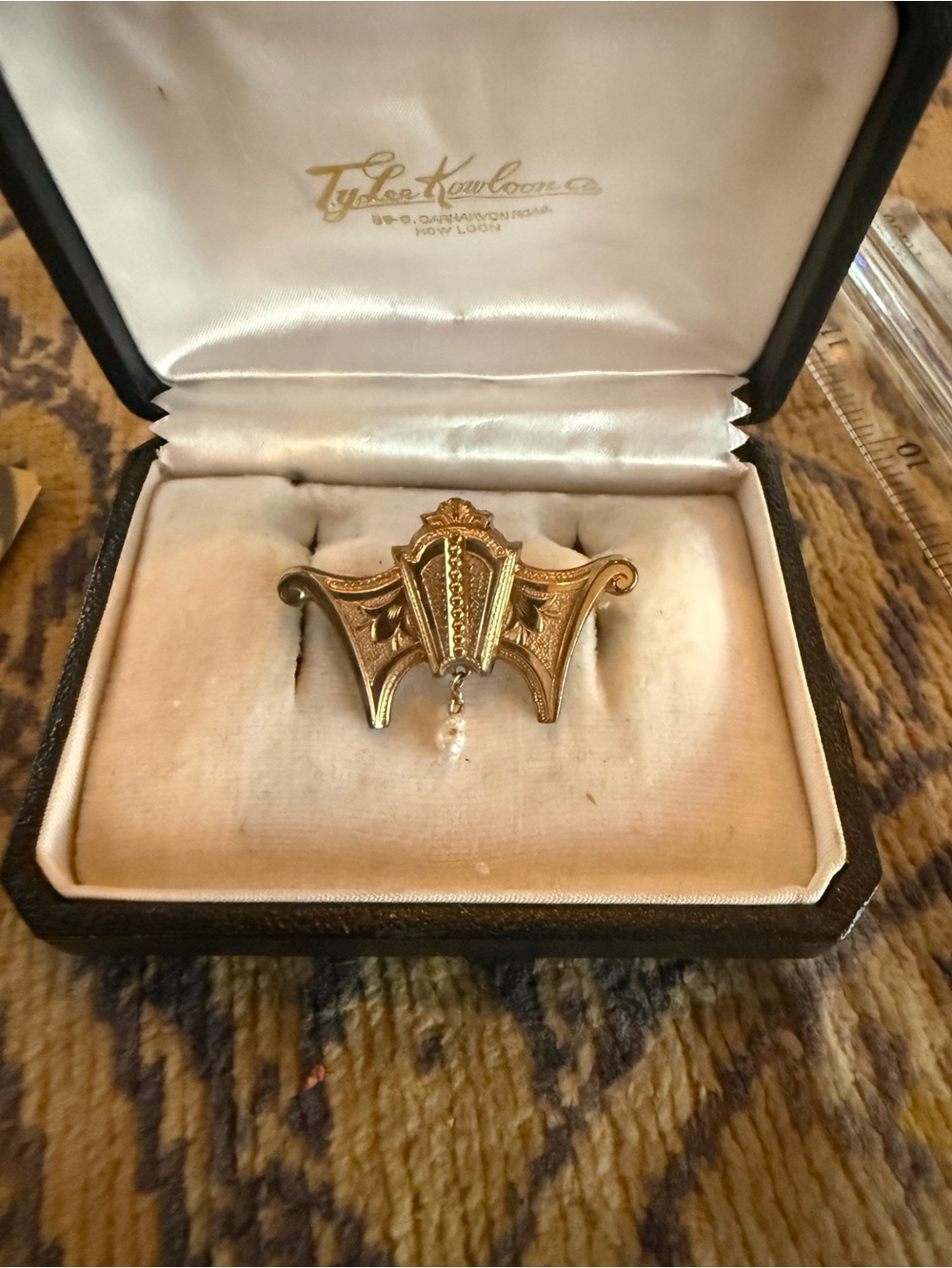 Antique Victorian Gold Tone Brooch W/ Seed Pearl